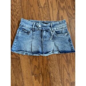 Vtg Refuge Y2K Pleated Denim Micro Mini Skirt Sz S Blue Distressed‎ Raw Hem